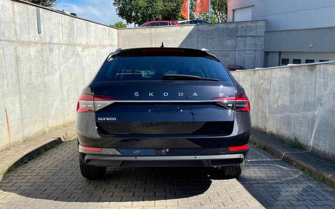 Skoda Superb cena 190240 przebieg: 4, rok produkcji 2024 z Gryfino małe 67